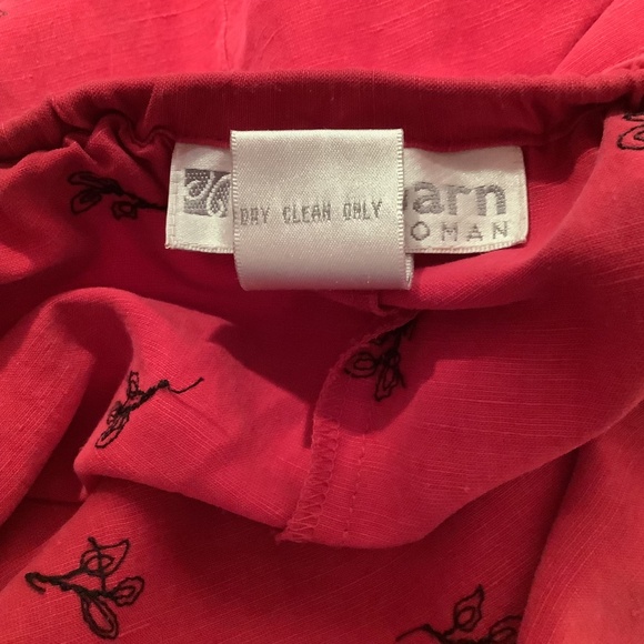 Plus size skirt 22W with embroidery detail, elasticized waistband + side zipper - Picture 2 of 8